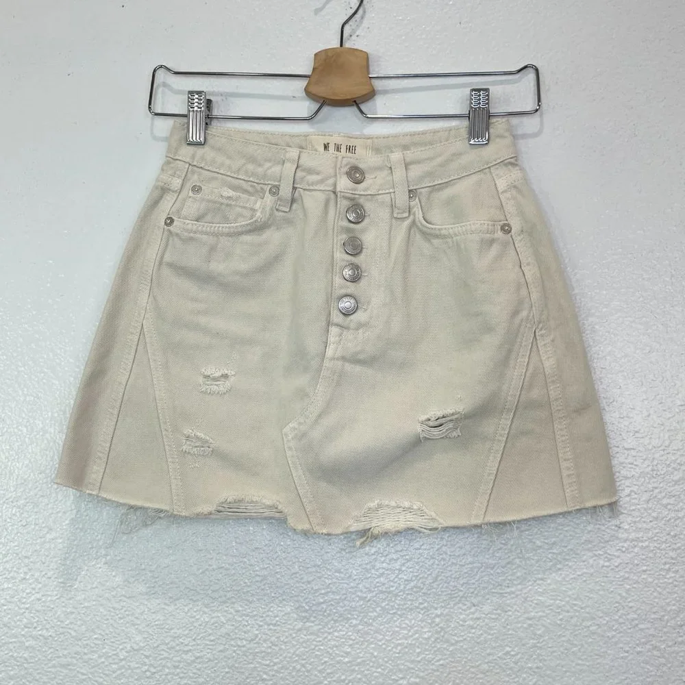 Free People We The Free Ecru Button Fly Denim Mini‎ Skirt Size 24 Distressed